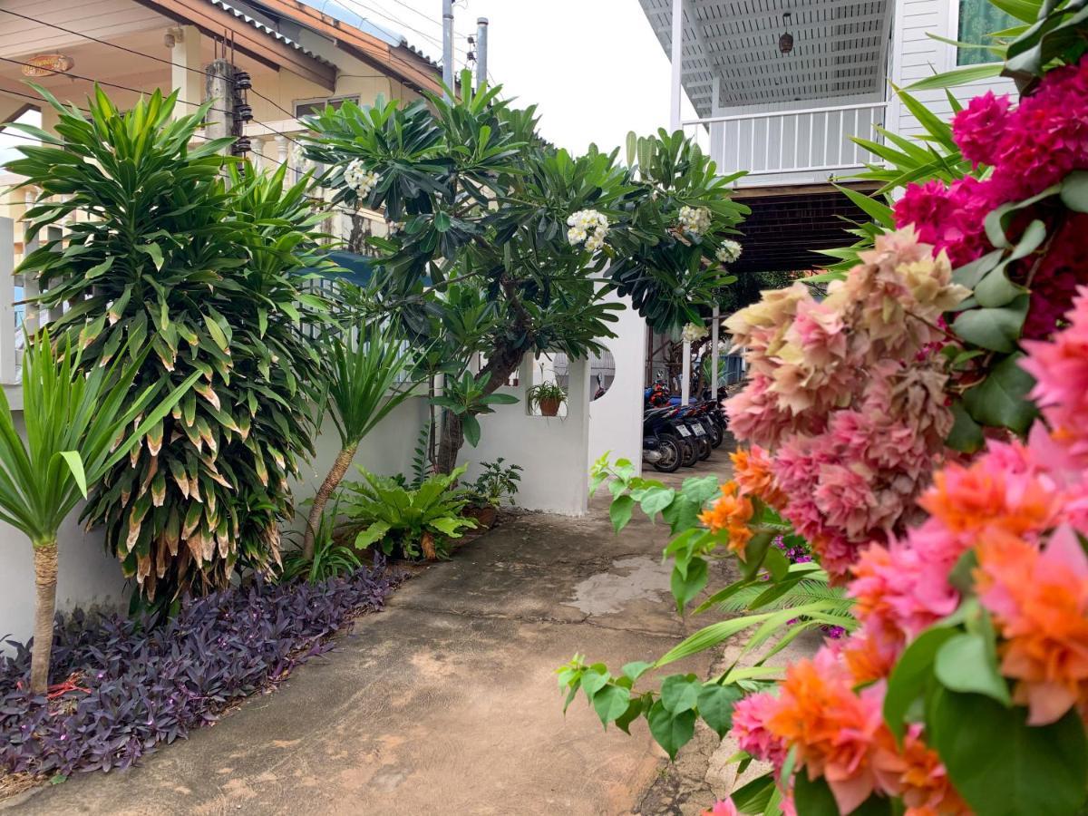 Apartamento Sawaddeethaweesuk At Kohlarn Exterior foto