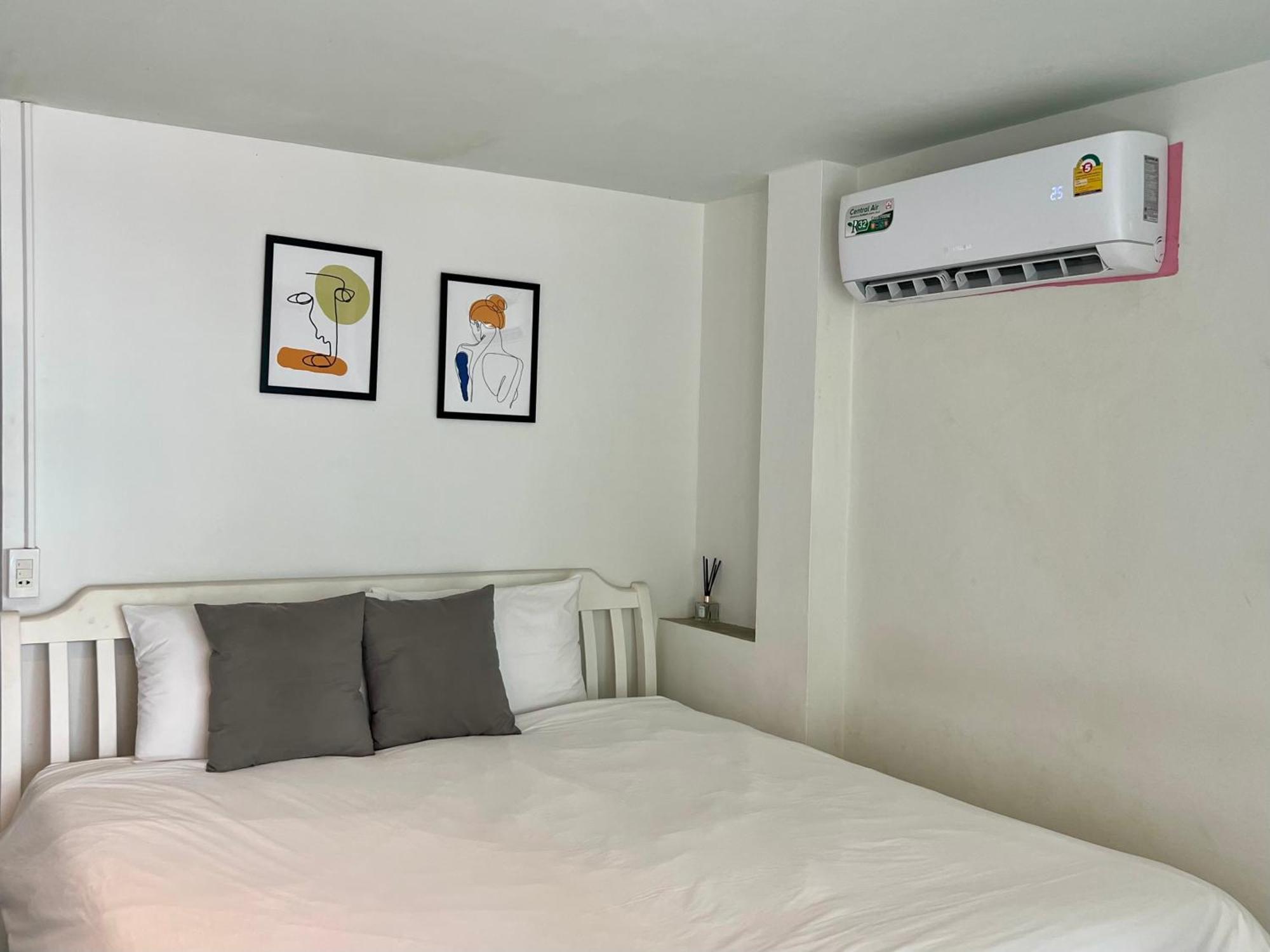 Apartamento Sawaddeethaweesuk At Kohlarn Habitación foto
