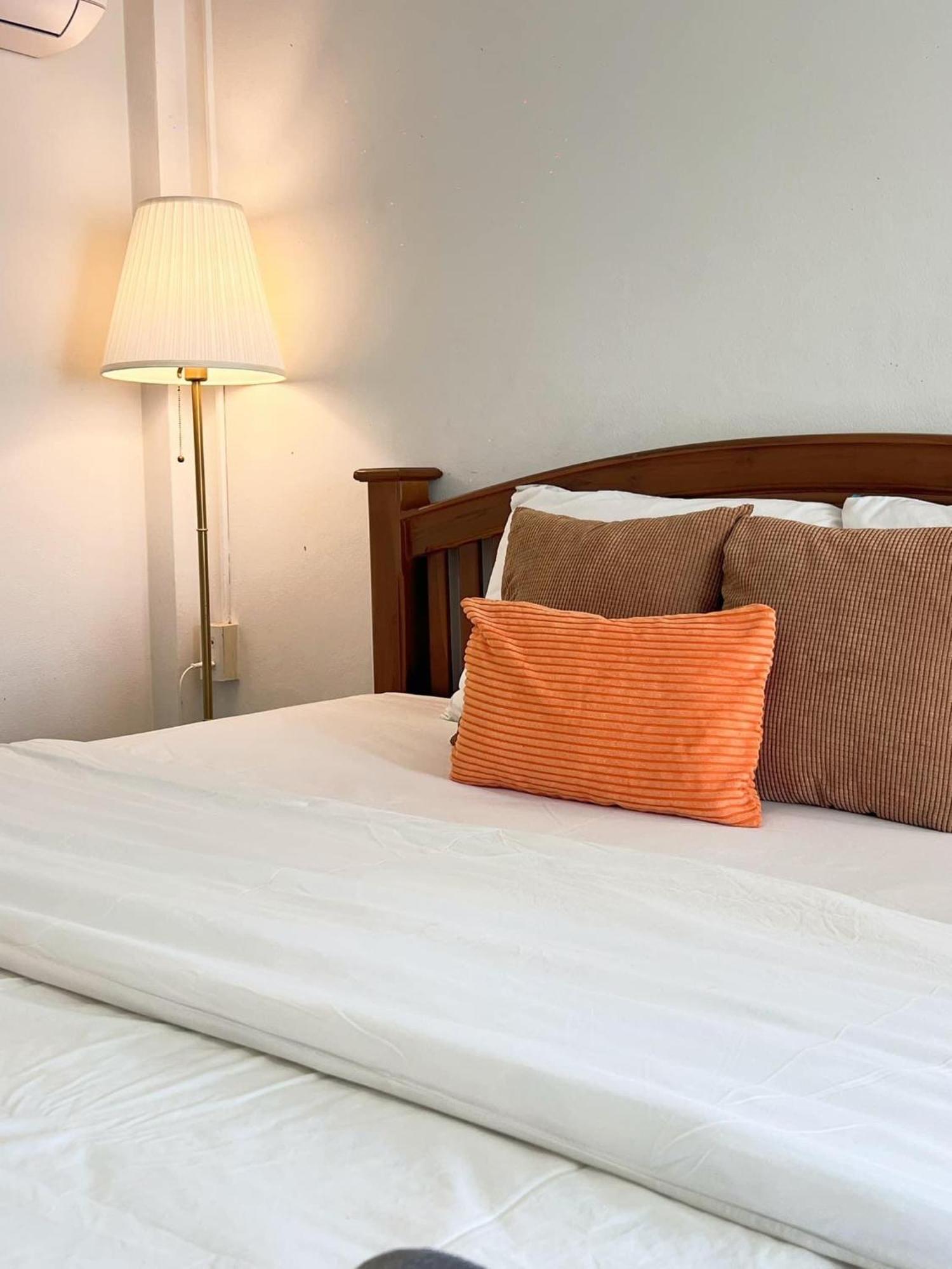 Apartamento Sawaddeethaweesuk At Kohlarn Habitación foto
